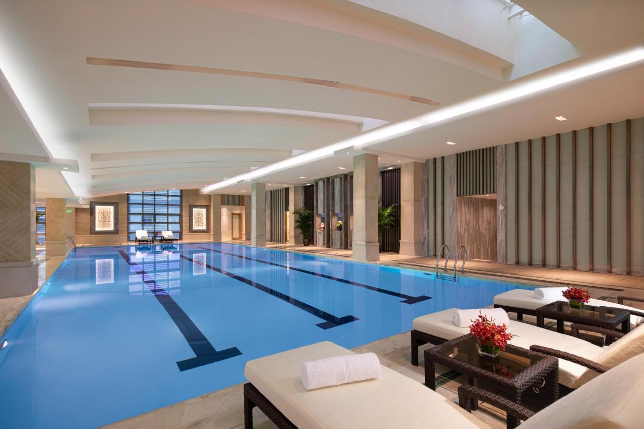 Crowne Plaza Shanghai Nanjing Road By Ihg Ngoại thất bức ảnh The pool at the spa