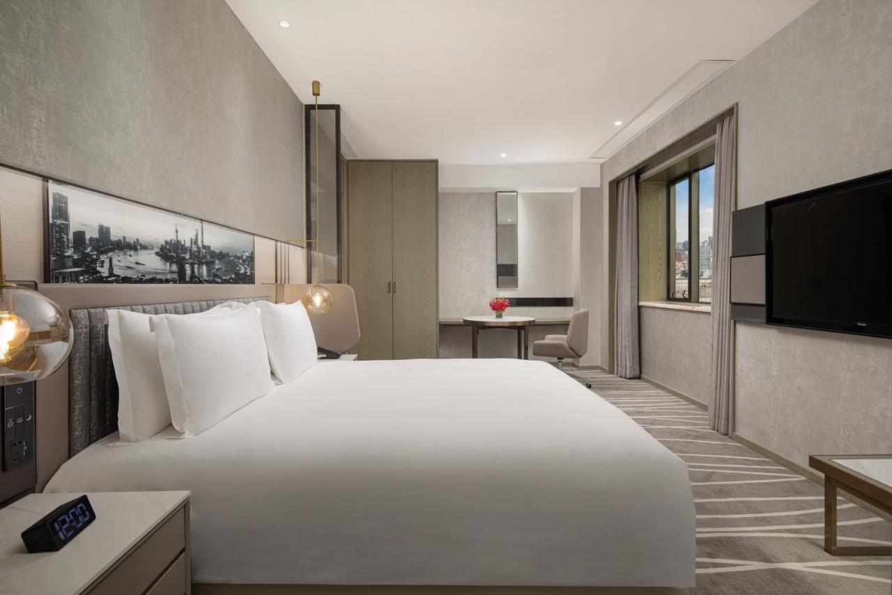 Crowne Plaza Shanghai Nanjing Road By Ihg Ngoại thất bức ảnh Deluxe King